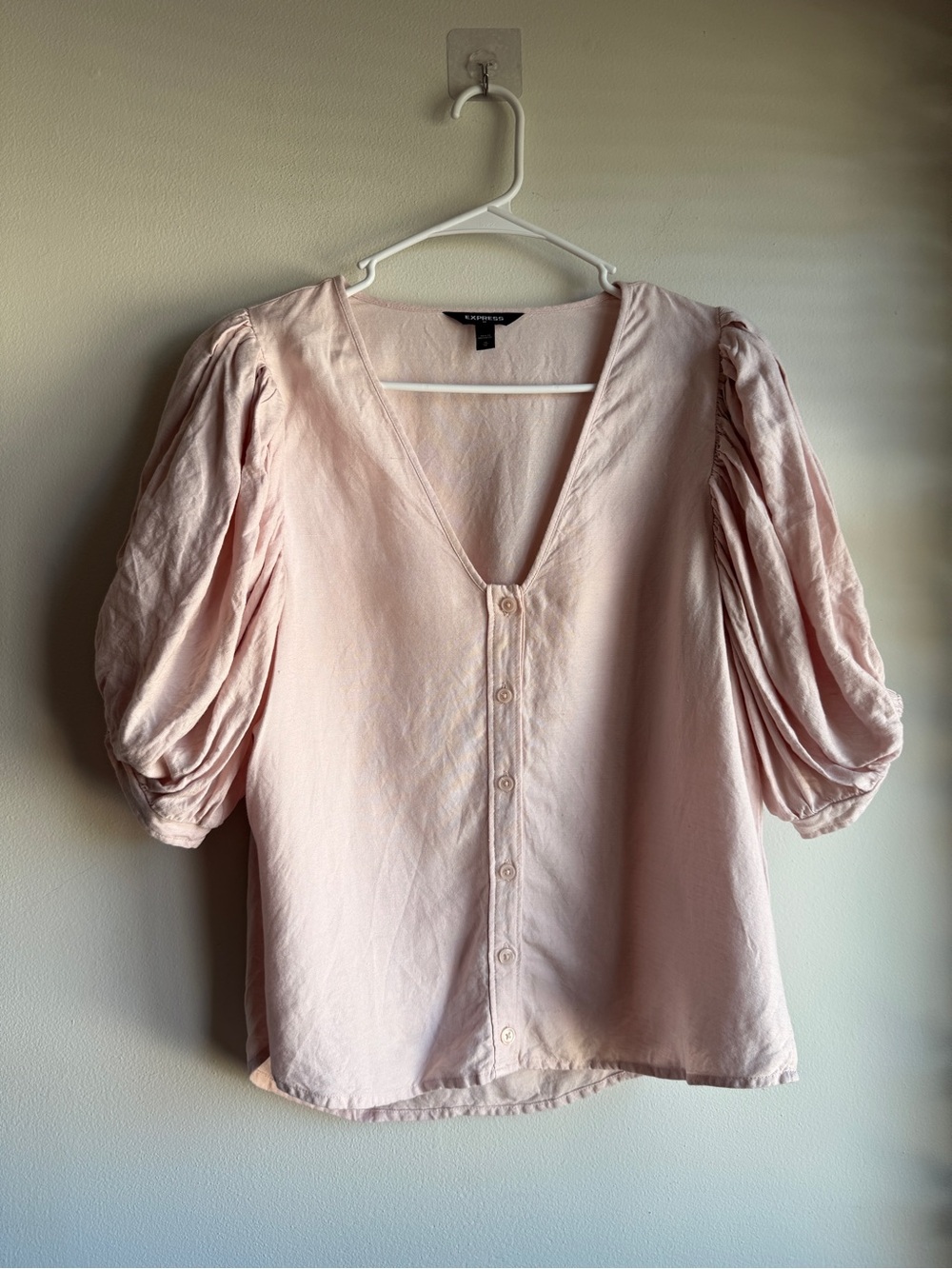 Express Pale Pink V-Neck Button-Front Puff Sleeve Blouse Linen Blend Size M